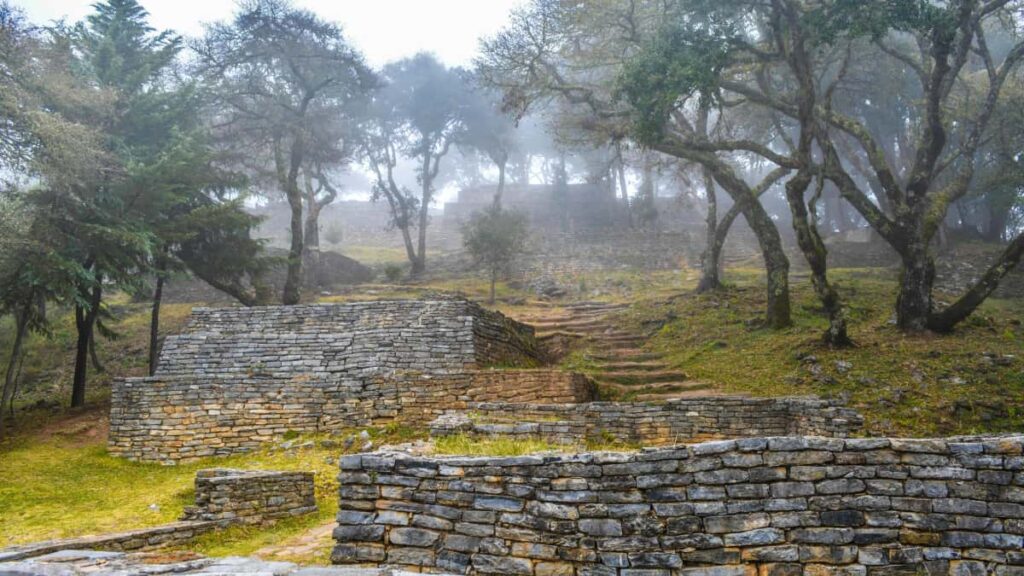 Praktikal na guide para sa Filipino Twitch creators kung paano mag-scout, mag-pitch, at mag-build ng trust sa mga Australian brands para sa long-term sponsorships.