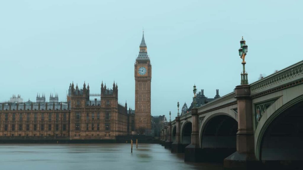 Praktikal na gabay para sa advertisers sa Philippines: paano maghanap at mag-launch ng sponsored challenges kasama ang Ukraine Netflix creatorsstep-by-step, risks, at tools.