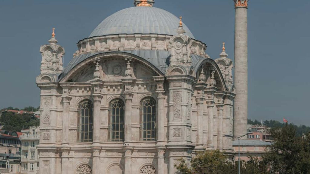 Praktikal na guide para mga creator sa Pilipinas: paano mag-reach ng Azerbaijan brands sa Taobao at gumawa ng short-form branded videos na may lokal na strategy at privacy tips.