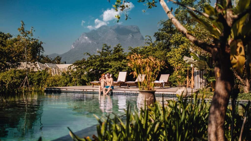 Praktikal na gabay para sa Filipino creators: kung paano i-reach ang Romanian brands sa Douyin at madala sa brand campaigns step-by-step, tools, at mga panganib.