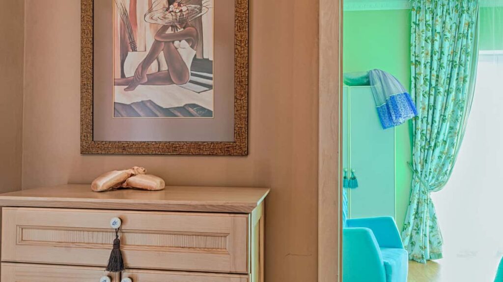 Praktikal na gabay para sa Filipino creators kung paano mag-reach ng Georgia brands sa Line at mag-co-create ng exclusive product bundlestaktika, template ng outreach, at platform strategy.