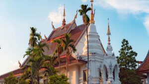 Praktikal na gabay para sa Filipino creators kung paano i-pitch at makapasok sa Denmark brand ambassador programs gamit ang Clubhousestratehiya, privacy tips, at outreach templates.